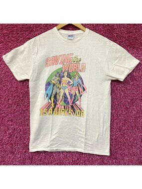 Junk Food Clothing DC "Saving The World Is A Girls Job" Graphic Tee Small